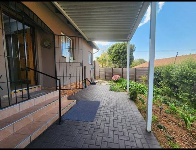 2 BEDROOM PROPERTY TO RENT IN SUNDOWNER